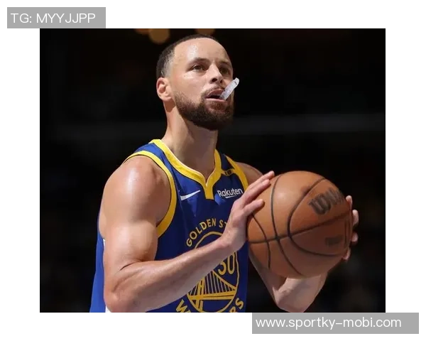 桑德斯称赞库里伟大只专注于提升自身表现